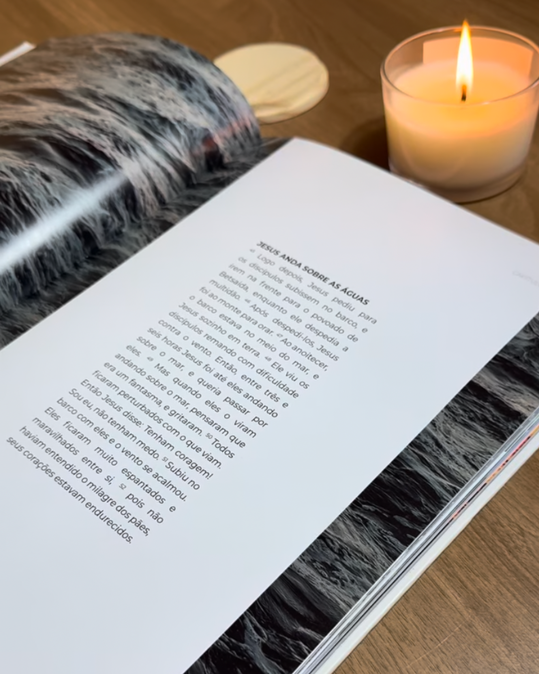 Livro de Marcos — Evangelho Ilustrado em Capa Dura, Letra Grande